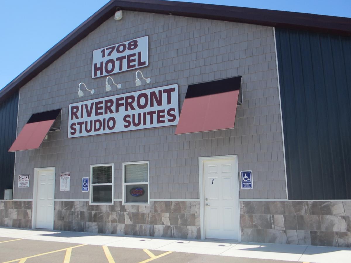 Riverfront Studio Suites แมนเคโต ภายนอก รูปภาพ